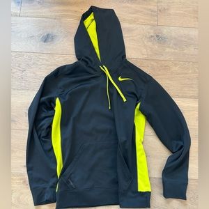 Nike therma fit men’s hoodie